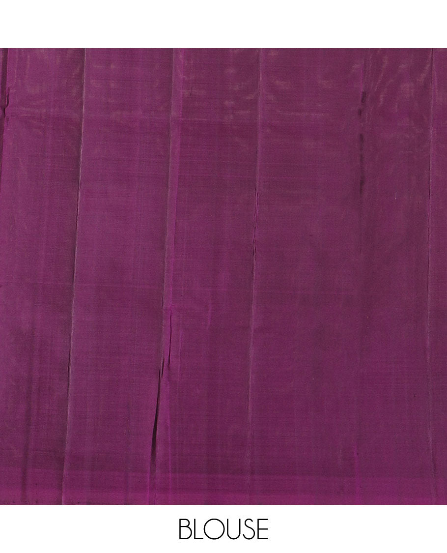 Blue checked soft silk saree, contrast unique-shaped floral & leaf motif border & pallu steeped with unique-shaped floral & leaf motifs