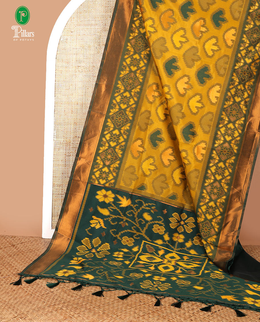 Yellow with green zari pochampalli weaving design mulberry silk saree with bawanchi, ikkat weaving border & rich pochampalli weaving pallu along with plain blouse