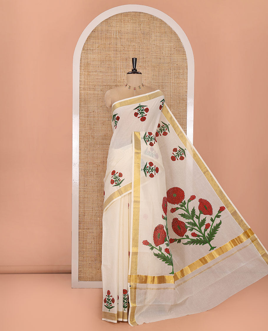 Cream Kerala Cotton Saree, Delicately Printed with Bunch of Floral Motifs Printed on Its Body, Subtle Zari Border, Pallu Features a Big Bunch of Floral Motifs Print, and Paired with a Matching Printed Blouse