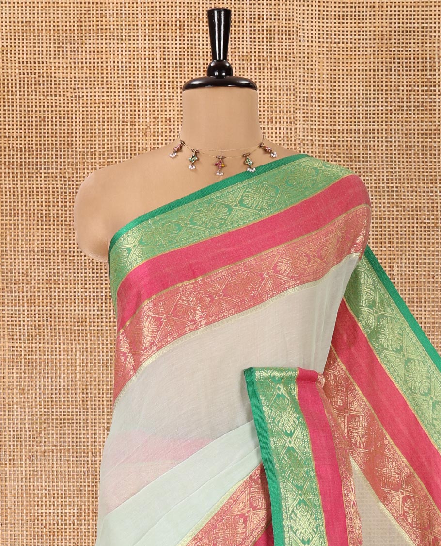 Green Plain Khadi Mul Cotton Saree, Complemented by a Contrast Rettai Pettu Traditional Diamond-Patterned Border, Plain Pallu, and Paired with a Matching Blouse