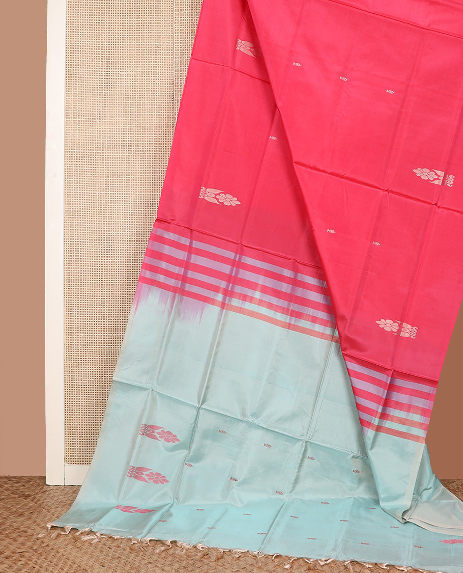 Borderless dark pink buttas Banana pith saree, contrast pallu of floral buttas