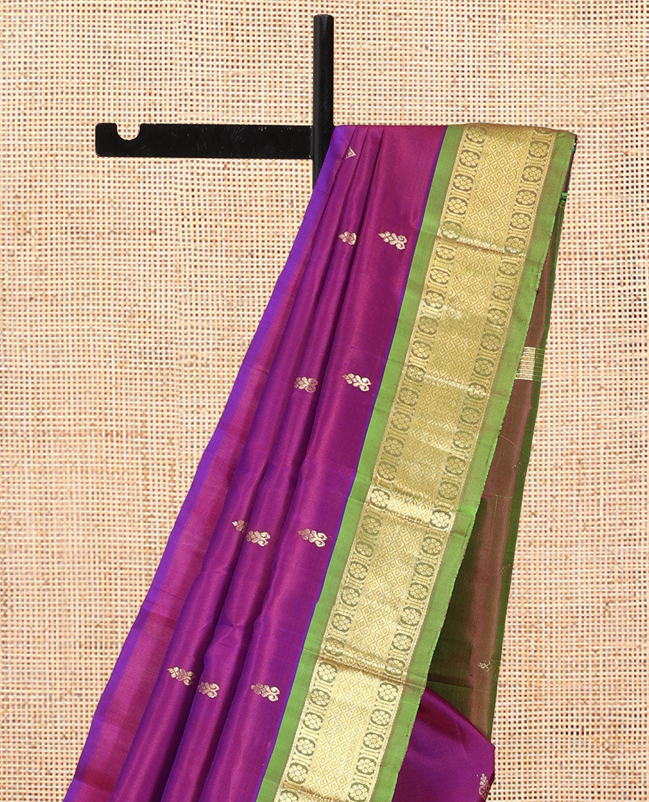 Purple Kanchipuram Silk Saree, Delicately Woven with Zari Buttas, Complemented by a Contrast Border of Kamalam and Mayil Kann Design, Pallu of Zari Design, and No Blouse