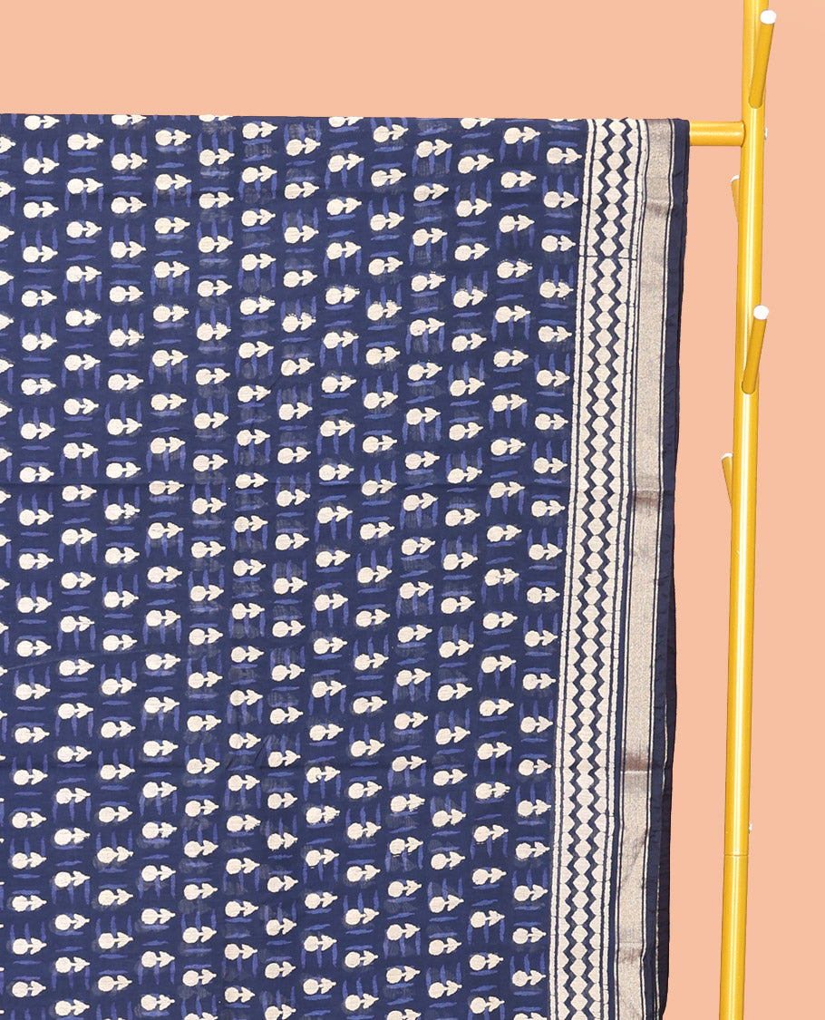Blue Mul Mul Cotton Saree, Accentuated with Floral Buttas, a Piping Border, Geometric Printed Pallu, and a Matching Blouse