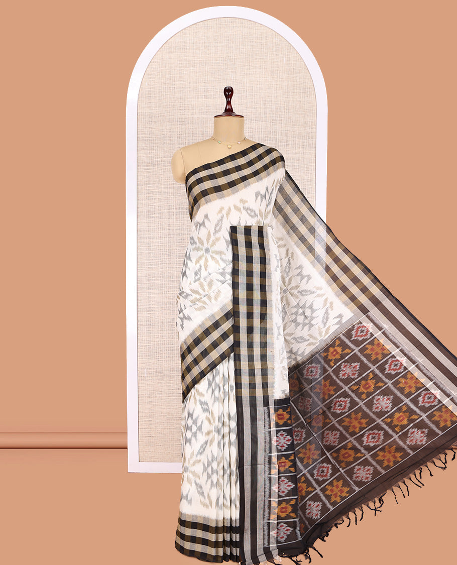 Cream Pochampally Ikat Cotton Saree