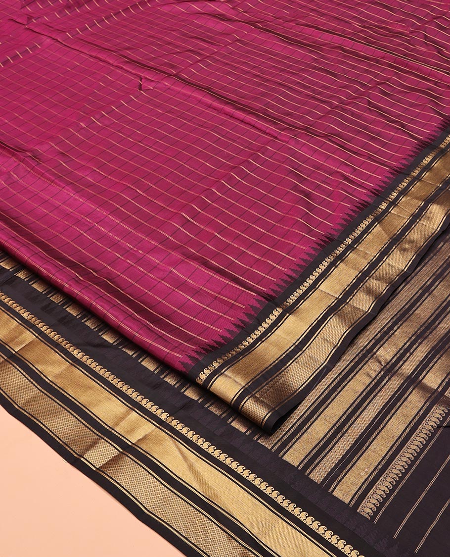 Magenta and Dark Purple Vasundhara Lite Silk Mix Saree, Graced with Checked Design All Over Its Body, Complemented by a Contrast Thazampoo Rekku Border of Manga Mokku, Muthu, and Mayil Kann Designs, Grand Pallu, and Paired with a Contrast Blouse