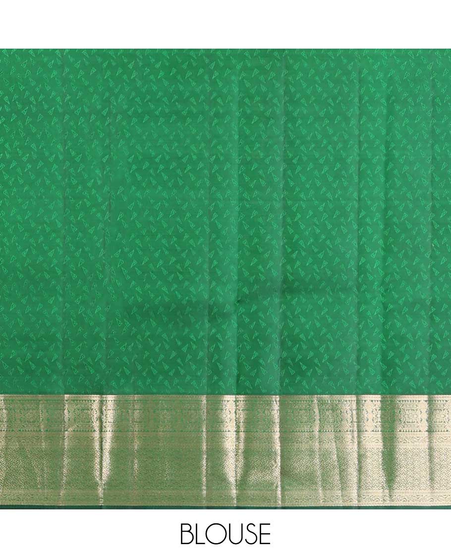 Bottle green floral jacquard kancheepuram silk saree with self floral design border & jaal design pallu