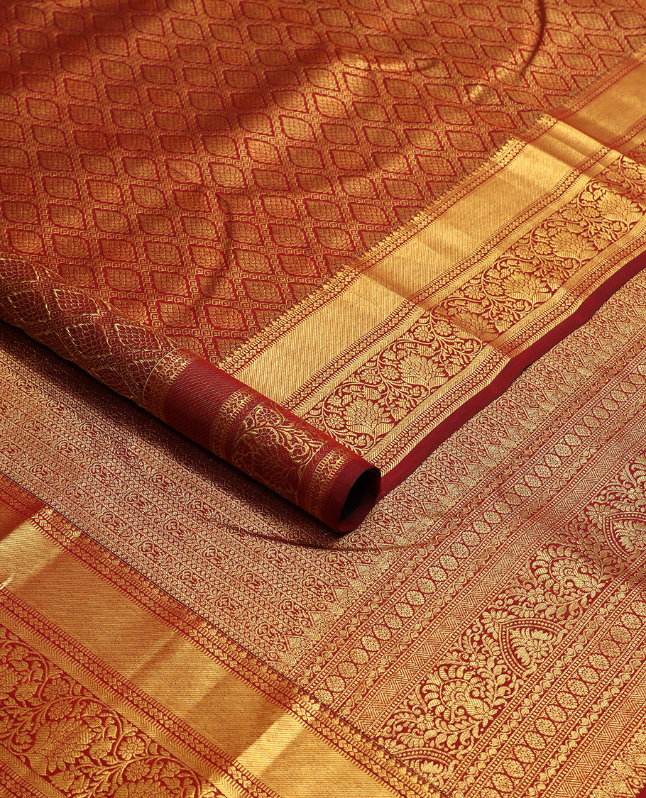Brown ogee design kancheepuram silk saree with self border of muthu, banaras, kodi visiry design & zari design pallu