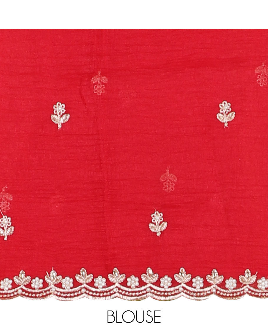 Half-white color, floral embroidered motifs crunchy crush saree, scallop pearl embroidered border, embroidered pallu, and a contrast embroidered blouse