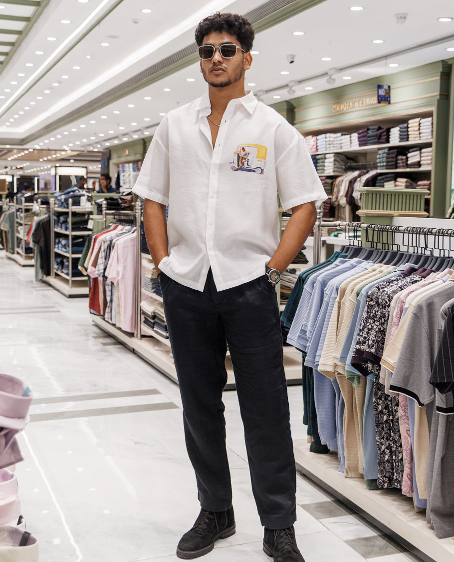 White Spread Collar Cotton Blended Casual Shirt
