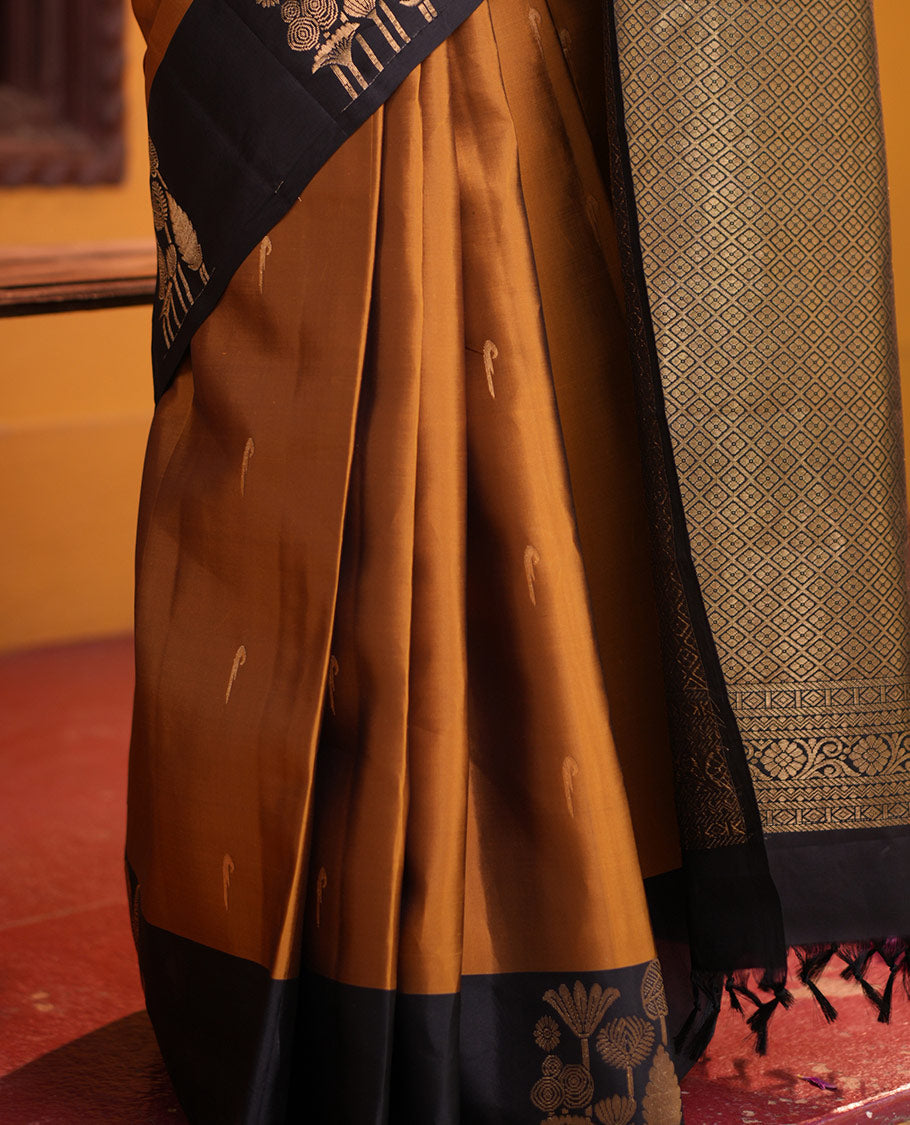Mehendi Gold Muniya Buttas Vasundhara Lite Silk Mix Saree, Contrast Border, Jaal Pallu, Contrast Blouse