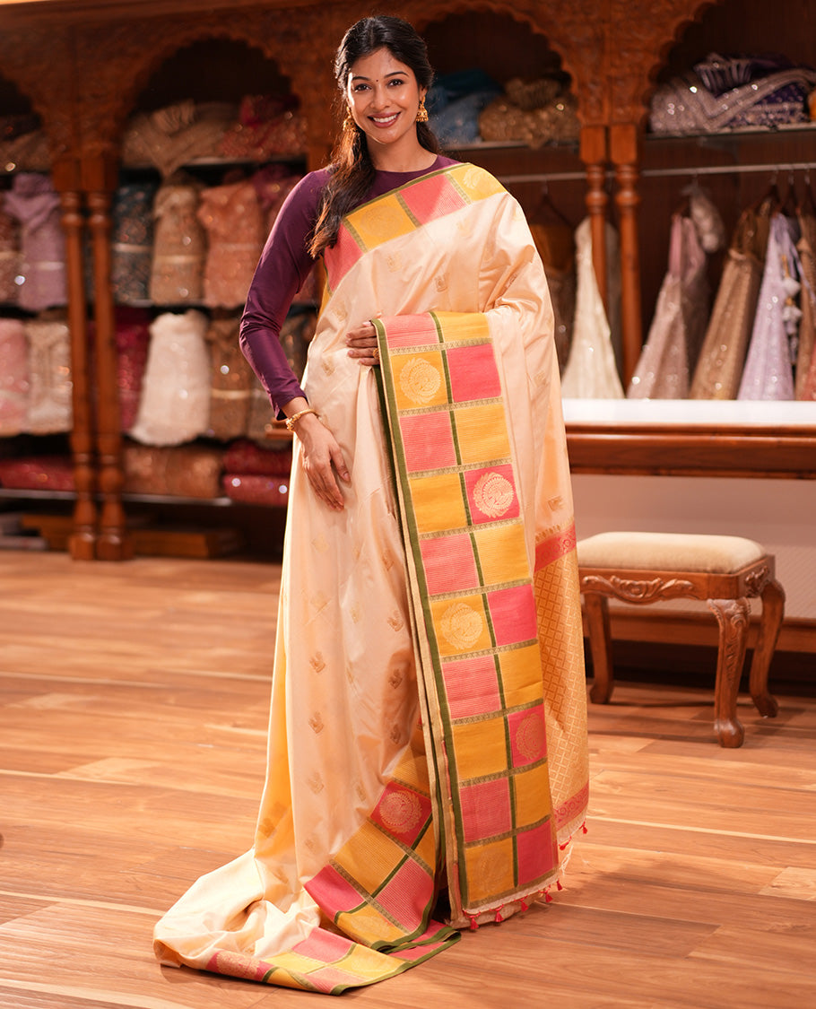 Pink Raw Motifs Saree