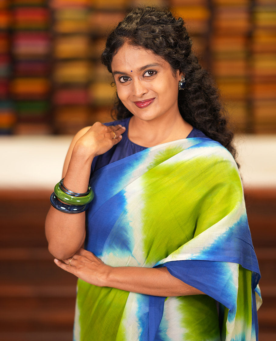 Borderless Royal-Green Diamond Shibori Printed Khadi Mul Cotton Saree, and No Blouse