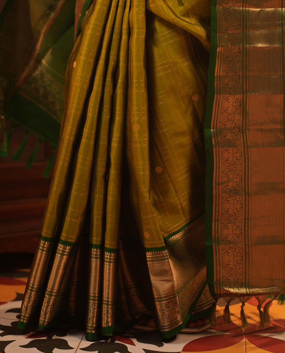 Green Contrast Checks Vasundhara Silk Saree