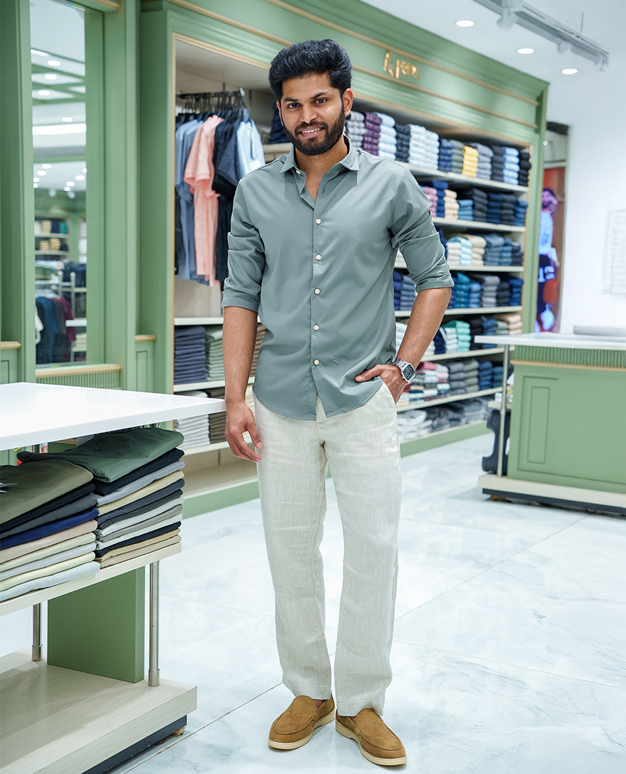 Light Green Plain Cotton Blended Casual Liquid Shirt, Featuring a Spread Collar, Full Sleeves, Slim Fit, and Regular Length