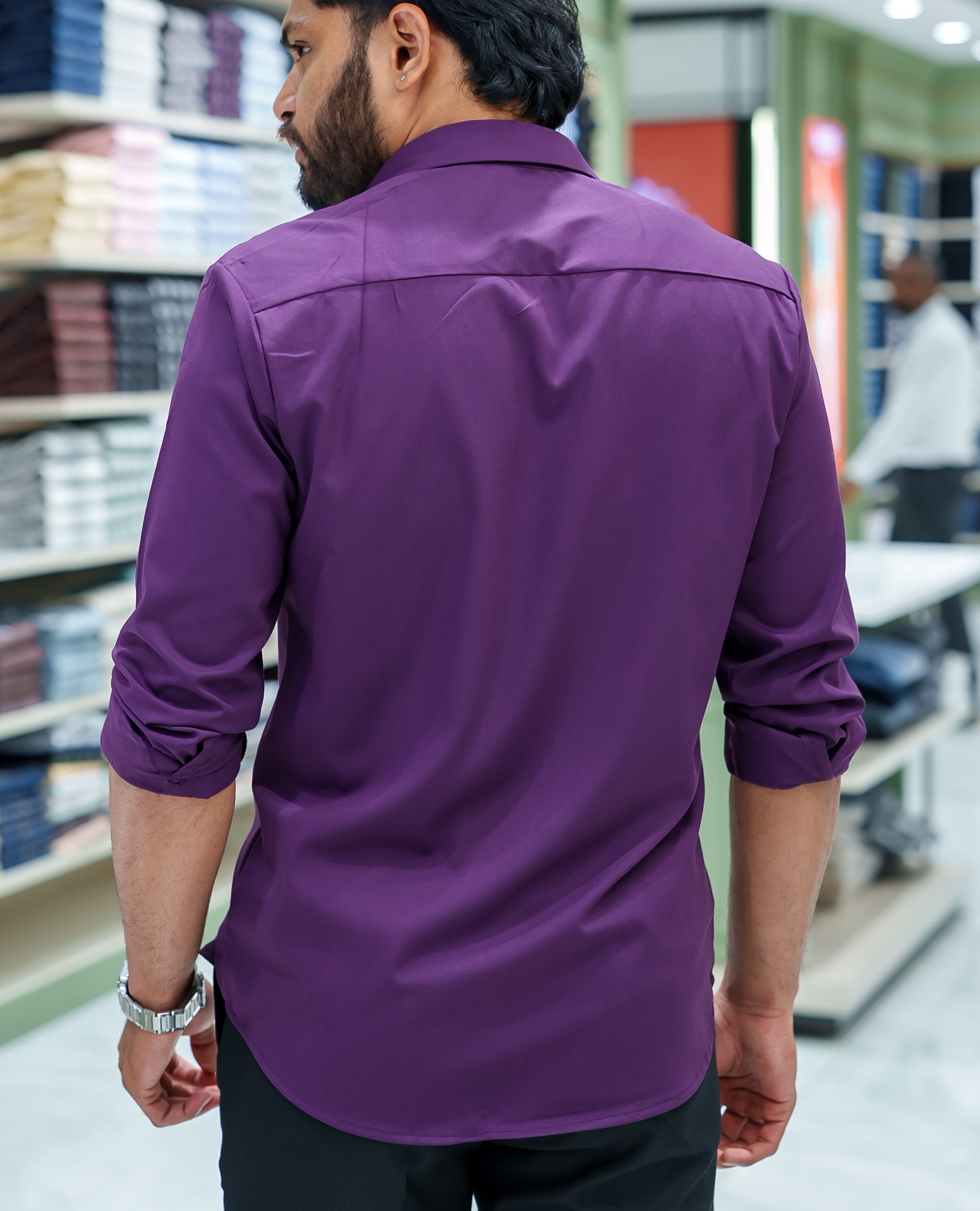 Purple Plain Cotton Blended Casual Liquid Shirt, Featuring a Spread Collar, Full Sleeves, Slim Fit, and Regular Length