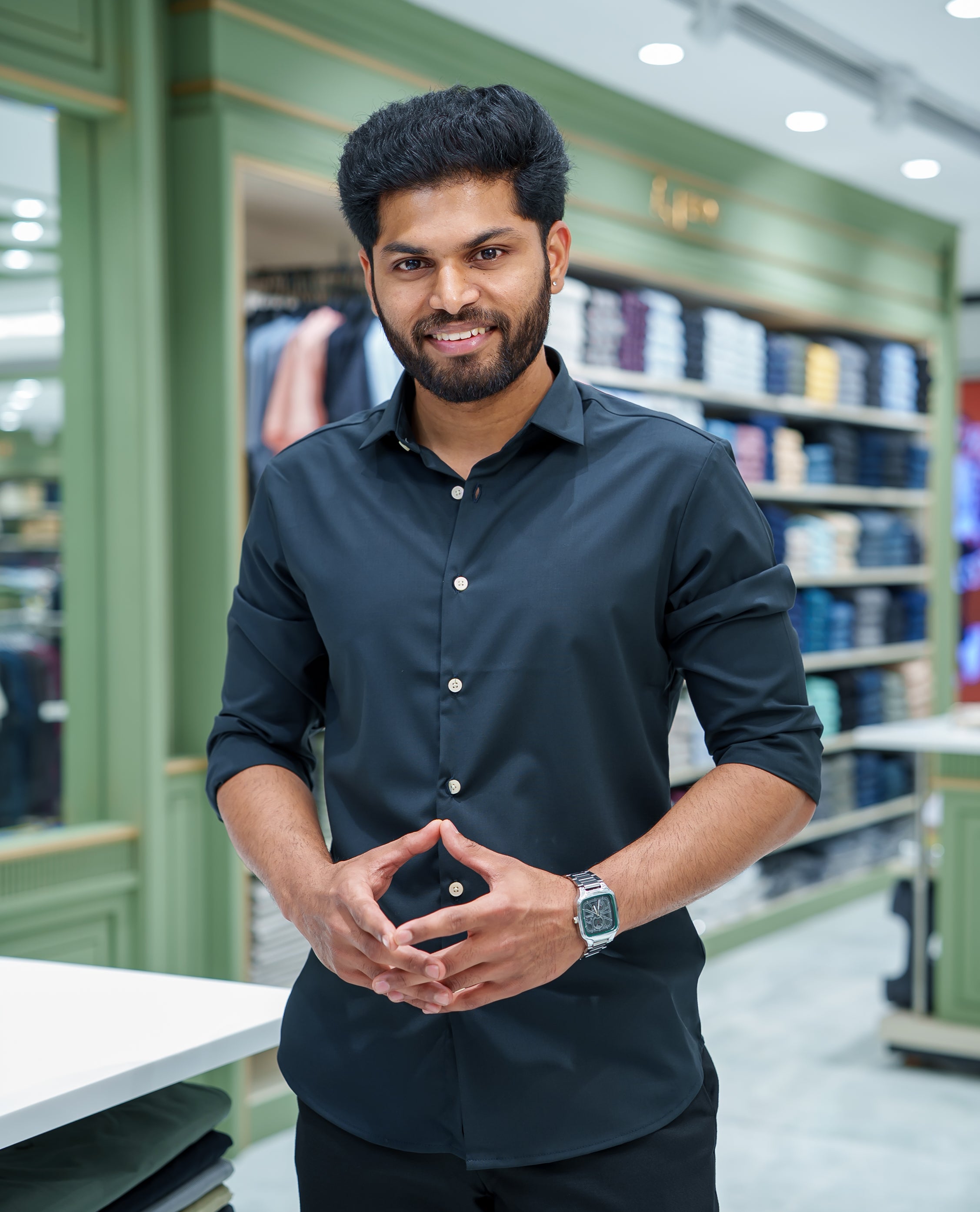 Dark Green Plain Cotton Blended Casual Liquid Shirt, Featuring a Spread Collar, Full Sleeves, Slim Fit, and Regular Length