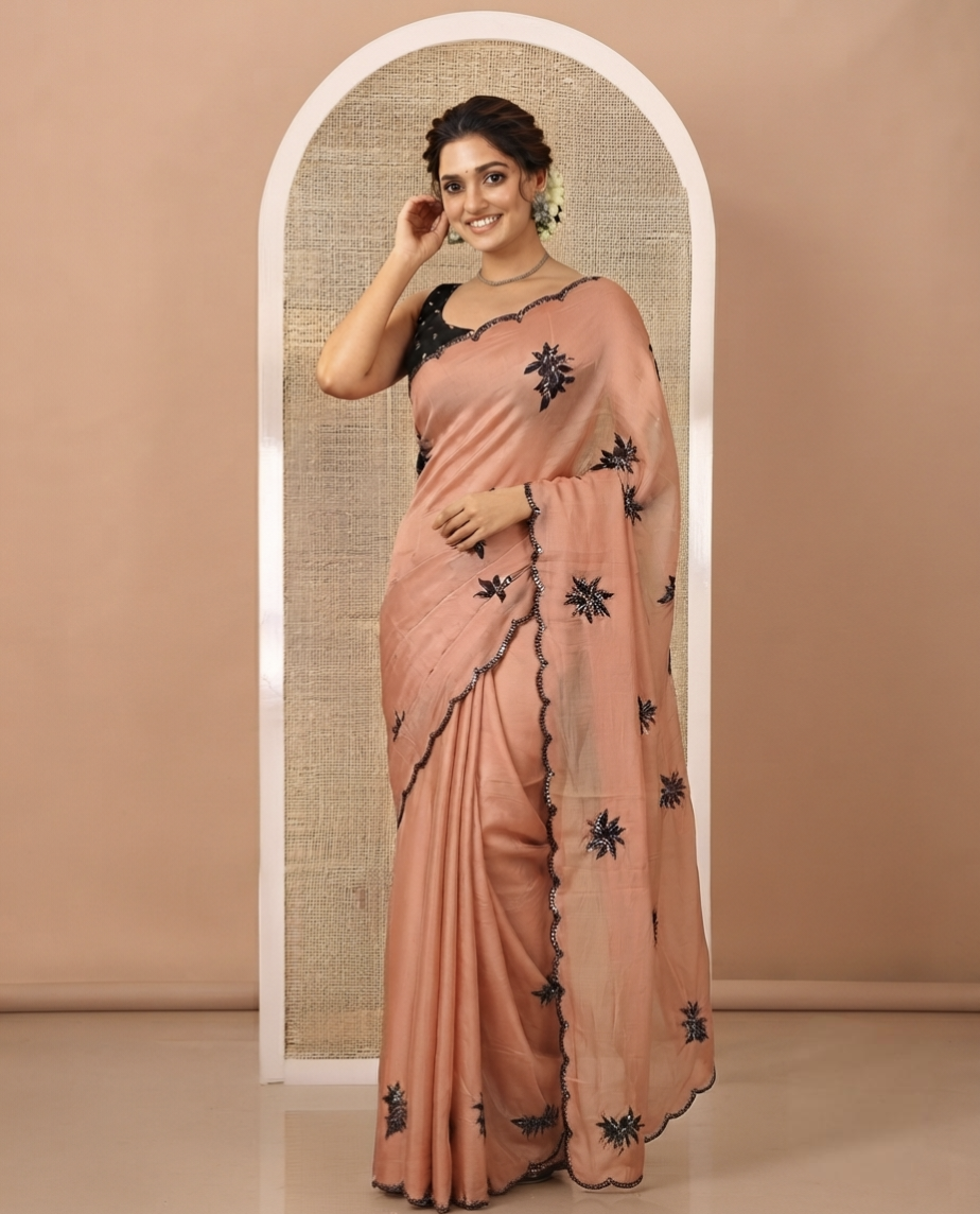 Mauve Rangoli Chiffon Saree, Finely Crafted with Floral Embroidery Motifs on Its Body, Scallop Embroidered Border, Embroidered Pallu, and Paired with a Contrast Blouse
