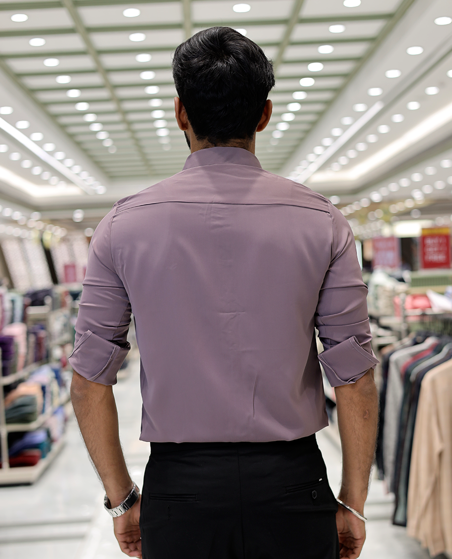 Lilac Solid Poly-Blended Formal Shirt Features Full Sleeves, a Slim Fit, a Spread Collar, and Regular Length