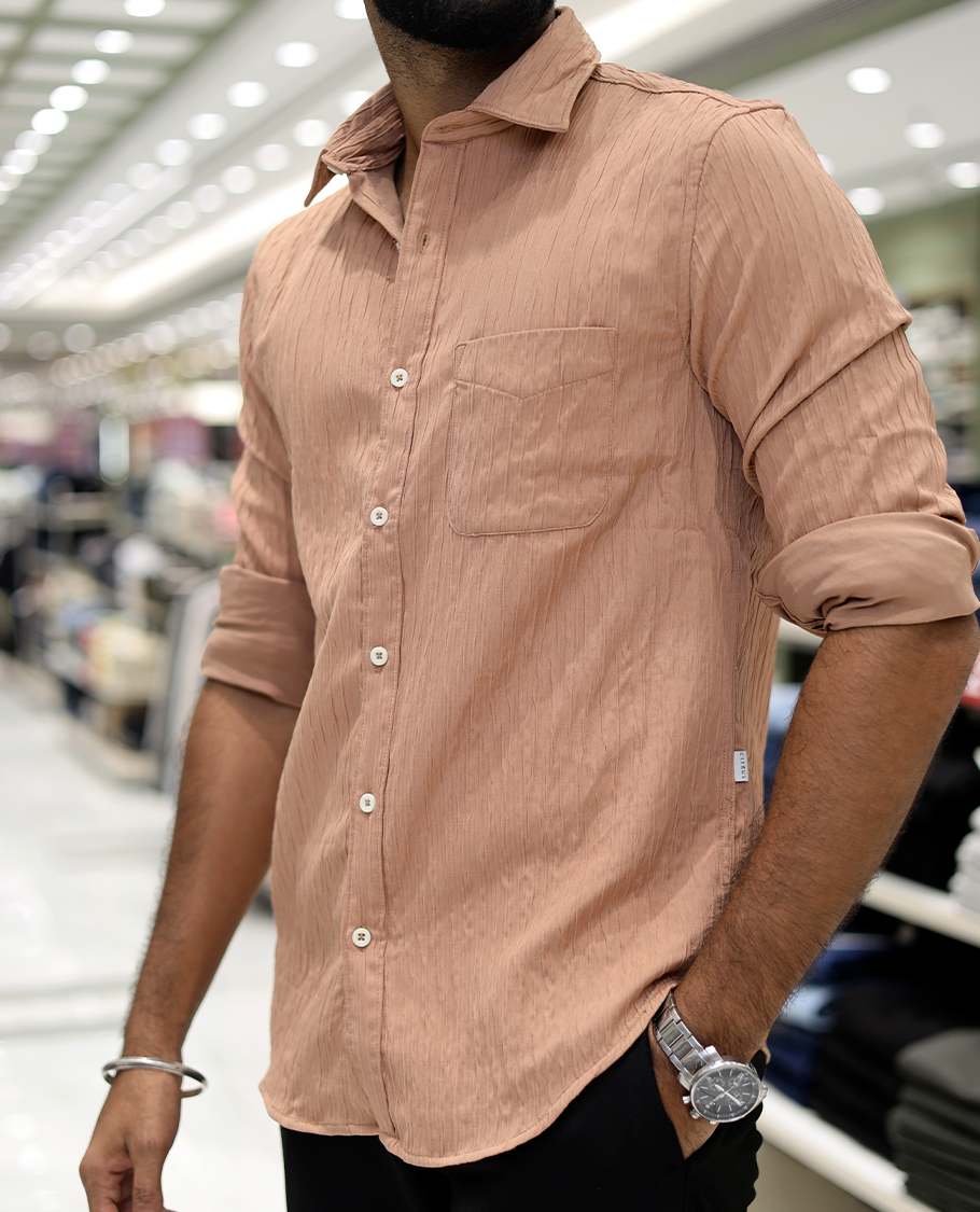 Salmon Crushed Cotton-Blended Casual Shirt Features Full Sleeves, a Spread Collar, a Slim Fit, and Regular Length