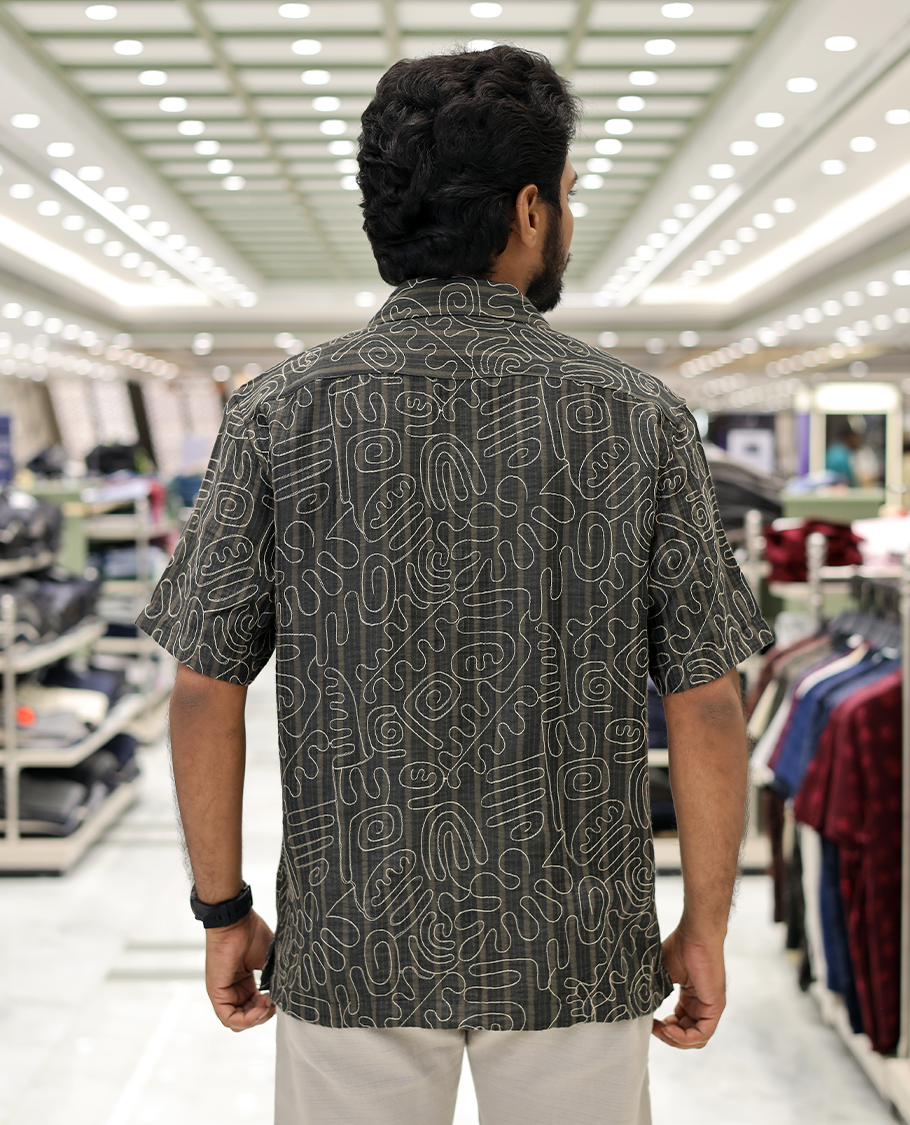 Green Cotton-Blended Casual Shirt, Delicately Woven with Geometric Thread Outline Embroidery, a Half-Sleeve, a Cuban Collar, a Boxy Fit, and Regular Length