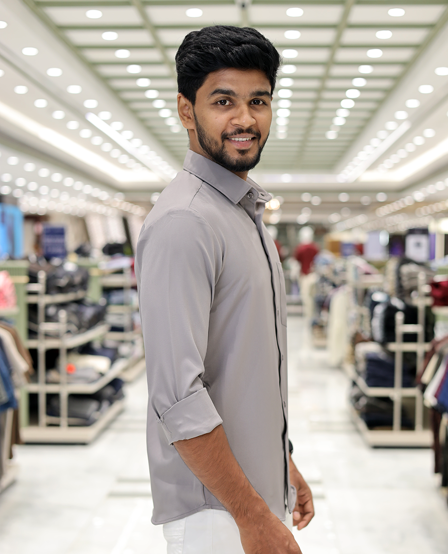 Grey Plain Cotton-Blended Casual Shirt, Comes with Full Sleeves, a Spread Collar, a Slim Fit, and Regular Length