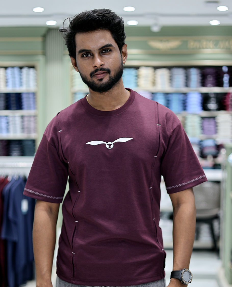 Burgundy Solid Cotton-Blended T-Shirt Features Half Sleeves, a Crew Neck, a Regular Fit, and a Regular Length