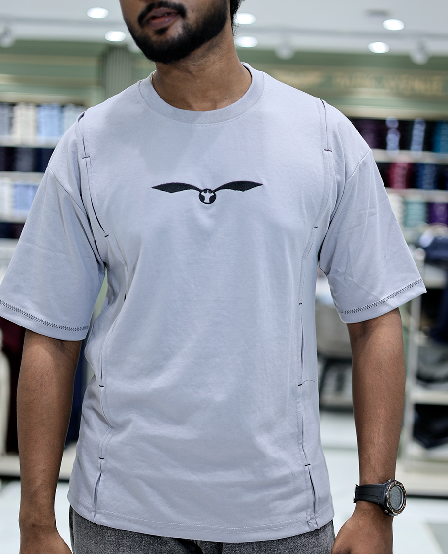 Grey Solid Cotton-Blended T-Shirt Features Half Sleeves, a Crew Neck, a Regular Fit, and a Regular Length