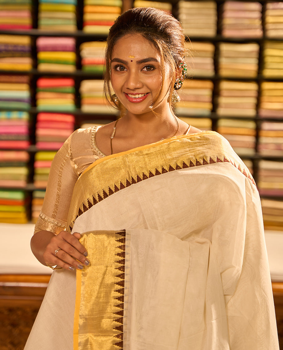 White kasavu saree with contrast temple border & traditional temple pallu, thread design