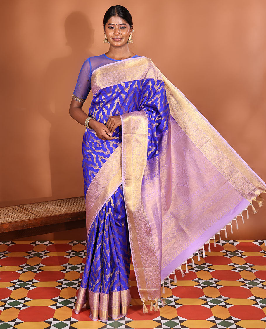 Blue Budget Silk Saree, Beautifully Bedecked with Jaal Jacquard Design on its Body, Complemented by Contrast Traditional Zari Border of Floral Creeper Design, Intricately Designed Pallu, and Paired with a Contrast Blouse
