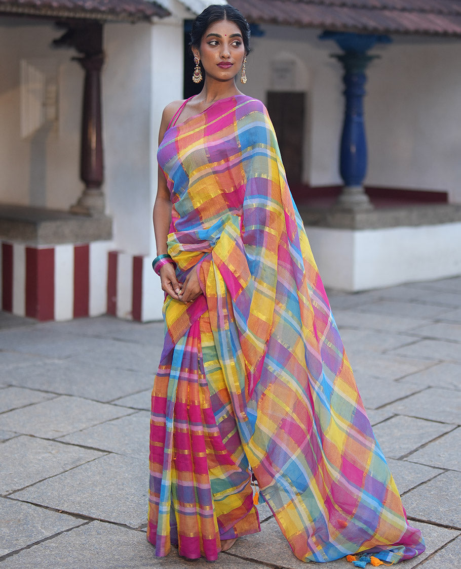 Borderless Pink Khadi Mul Cotton Saree, Enthralled with Checked Block and Zari Checks on Its Body, a Self-Pallu with Tassels, and Has No Blouse
