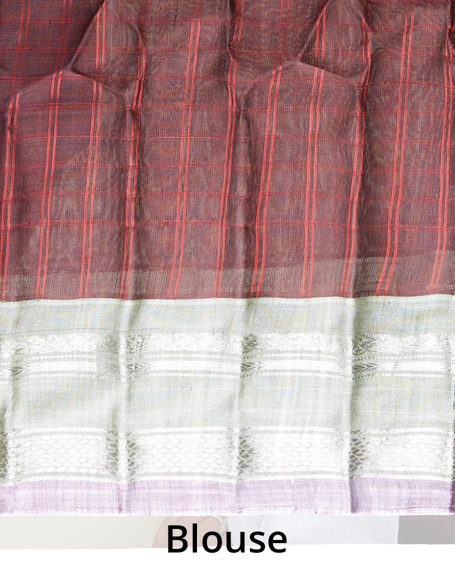 Maroon checked design gadwal silksaree, contrast traditional zari design border & pallu of zari stripes