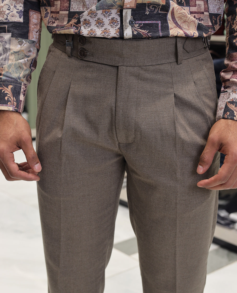 Dark Grey Plain Poly Viscose Blended Formal Trousers Come with a Slim Fit and Regular Length