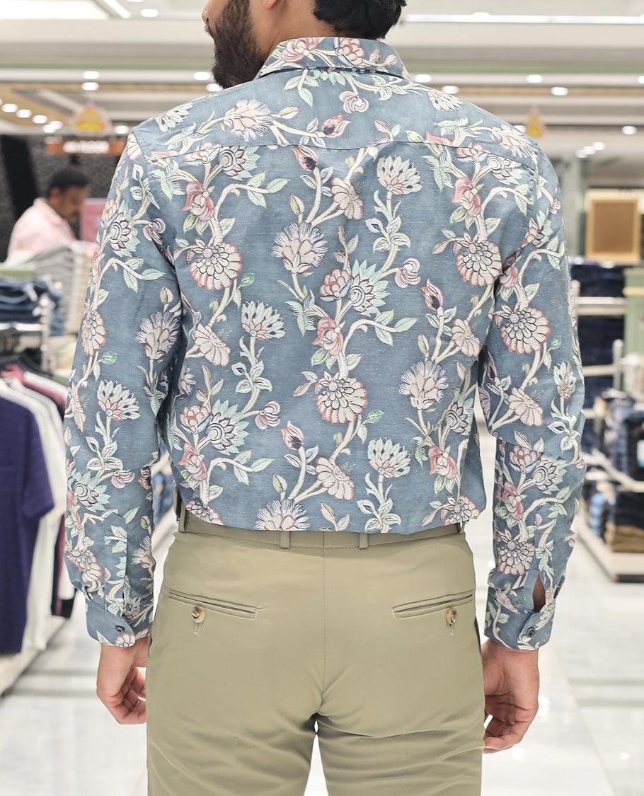 Blue Cotton Blended Casual Shirt, Artfully Designed with Floral Vine Print, Comes with a Spread Collar, Full Sleeves, Slim Fit, and Regular Length