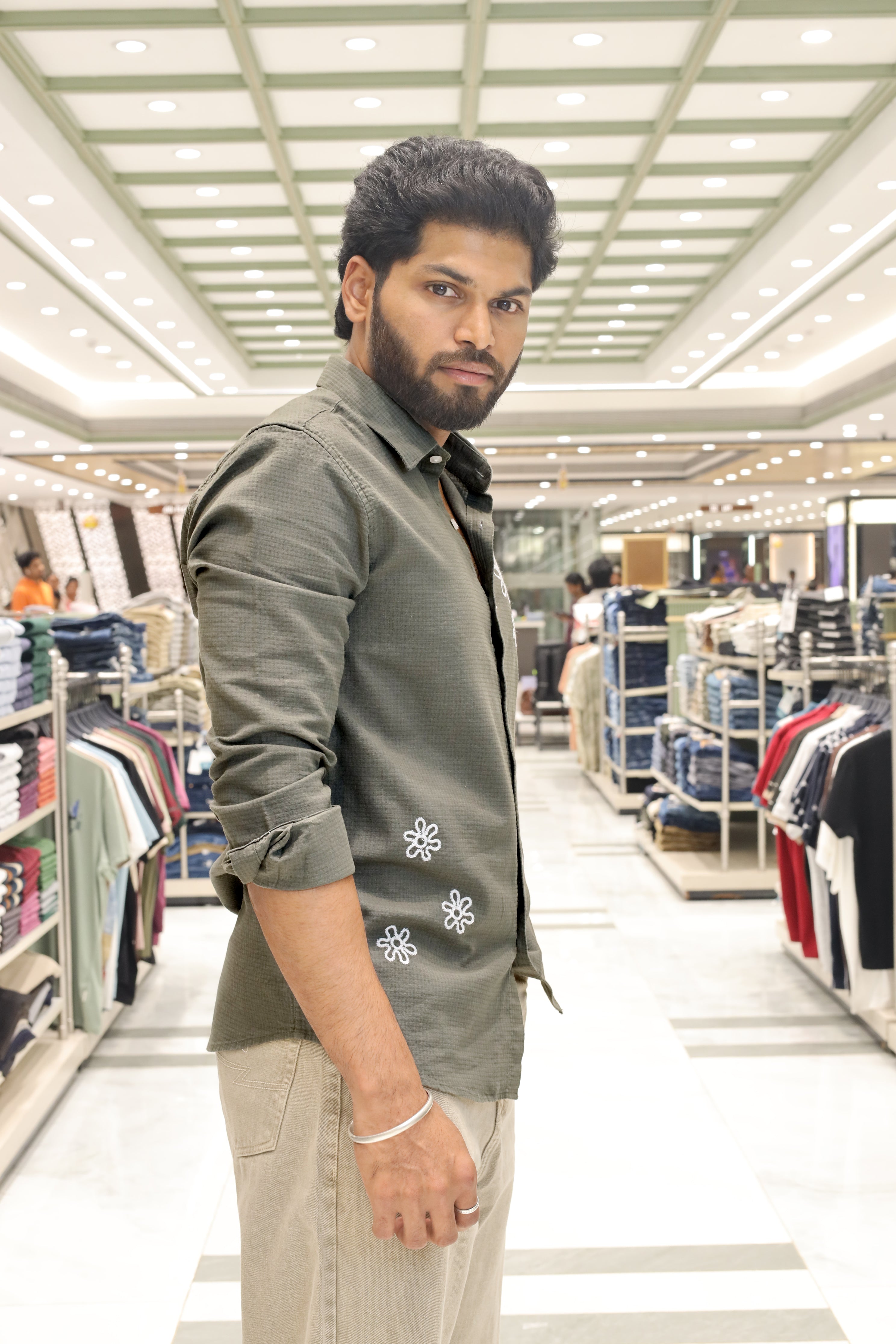 Green Cotton-Blended Casual Shirt, Subtly Sparkled with Flower Thread Outline Embroidery, Featuring a Spread Collar, Full Sleeves, Slim Fit, and Regular Length