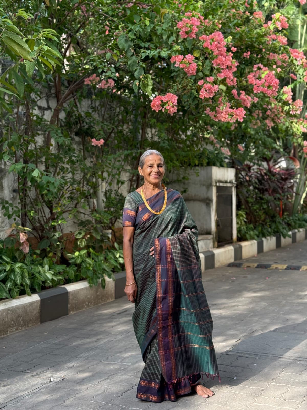Green Checked Kalyani Cotton Saree, Contrast Rettai Pettu Rudraksham Border and a Matching Blouse