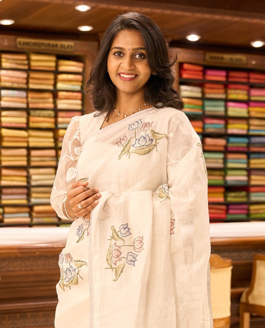 Borderless white lotus flower design, cross stitch embroidery linen saree