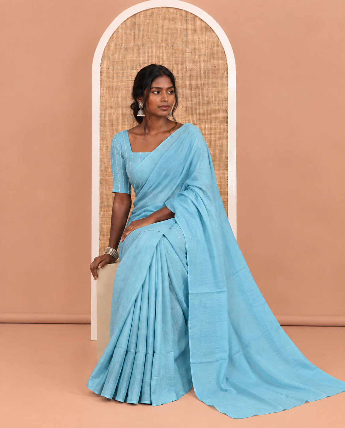Borderless Dusky Blue Plain Crushed Rangoli Chiffon Saree, Comes with a Matching Designer Blouse