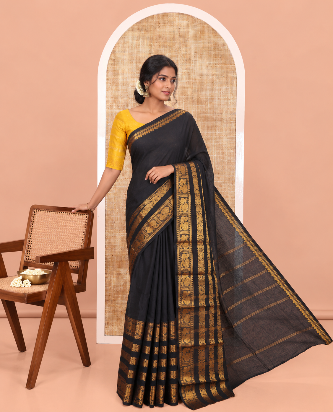 Black Plain Sungudi Cotton Saree, Highlighted by Traditional Zari Border of Peacock and Floral Creeper Designs, Subtly Striped Pallu, and Paired with a Contrast Blouse