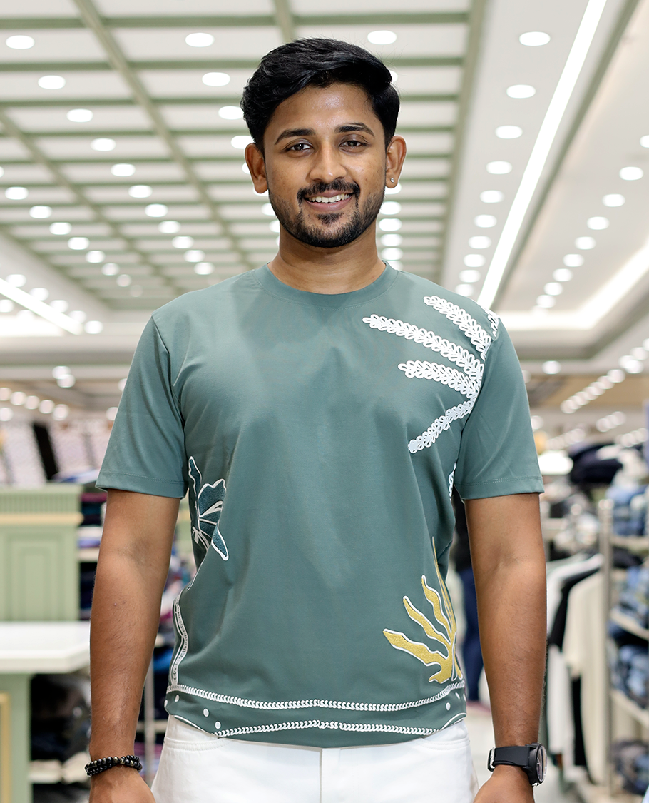 Green Unique Motifs Cotton-Blended T-Shirt