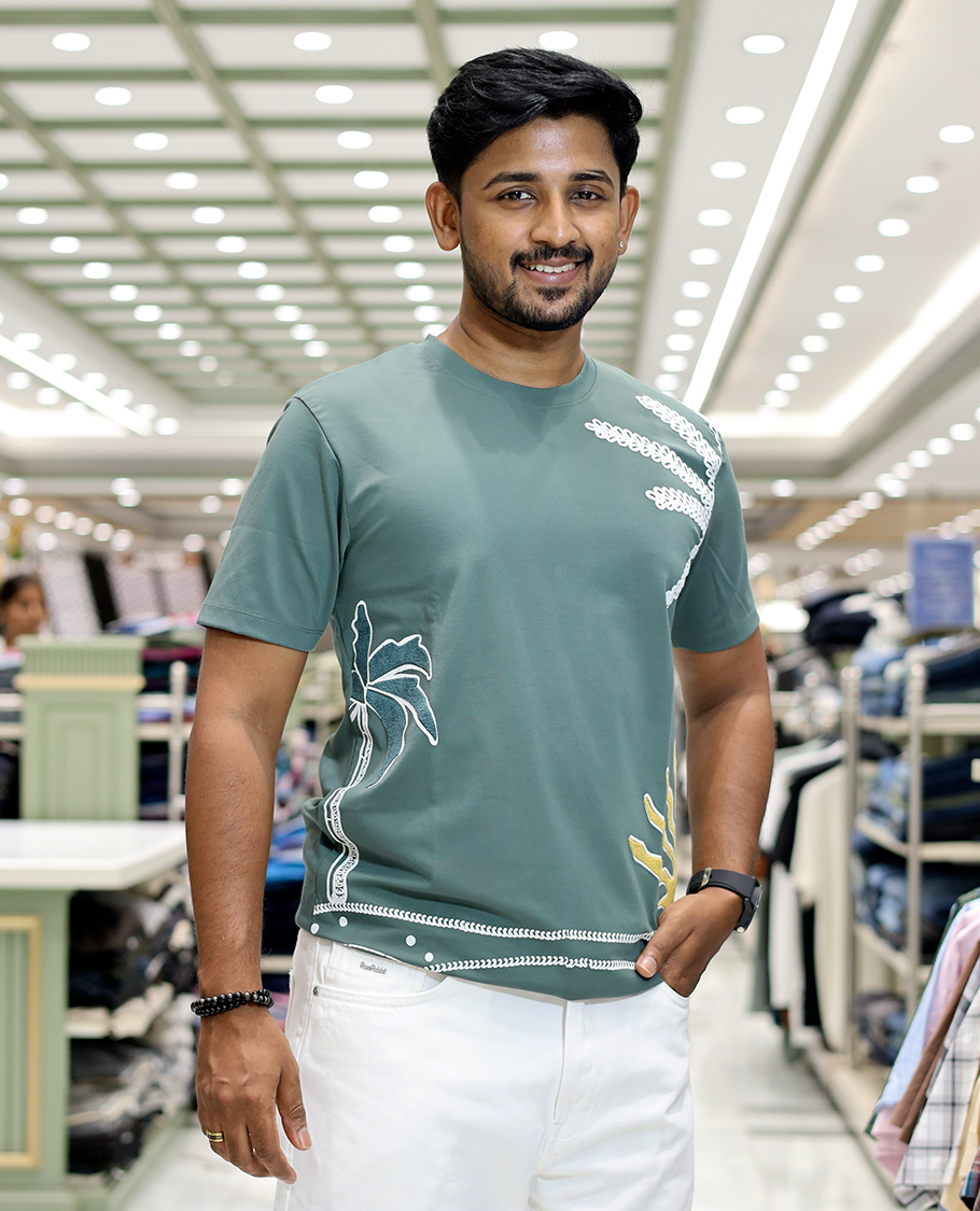 Green Unique Motifs Cotton-Blended T-Shirt