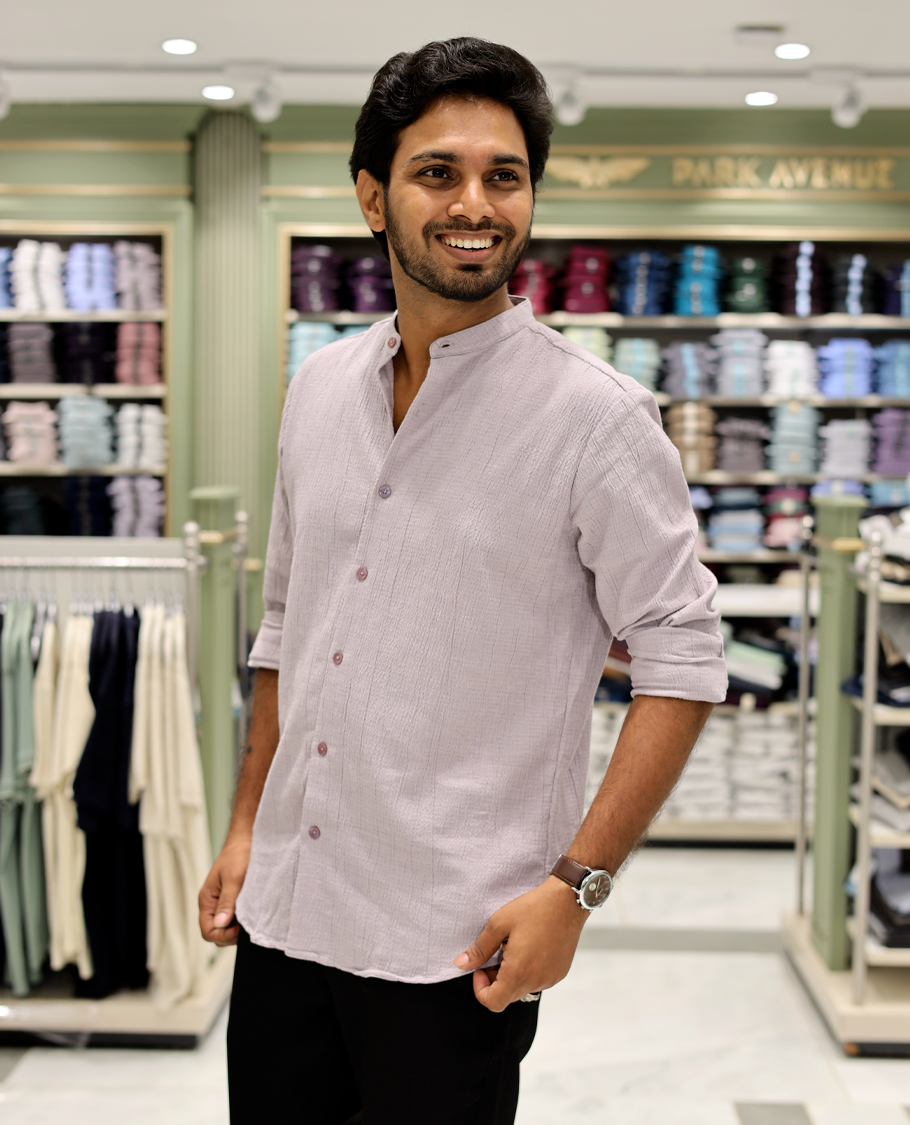 Lavender Poly-Blended Casual Shirt Features Full Sleeves, a Mandarin Collar, Slim Fit, and Regular Length