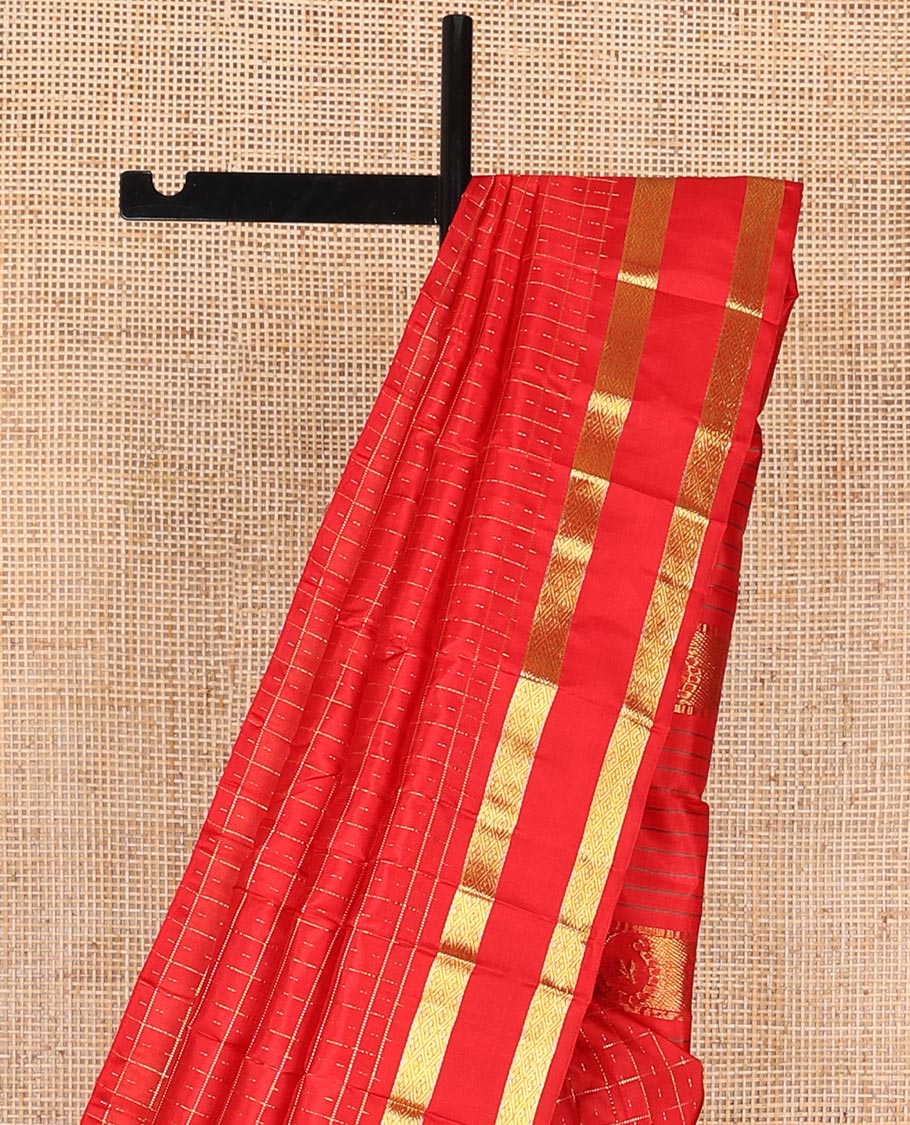 Red checked kancheepuram silk saree with rettai pettu zari design border & floral design pallu