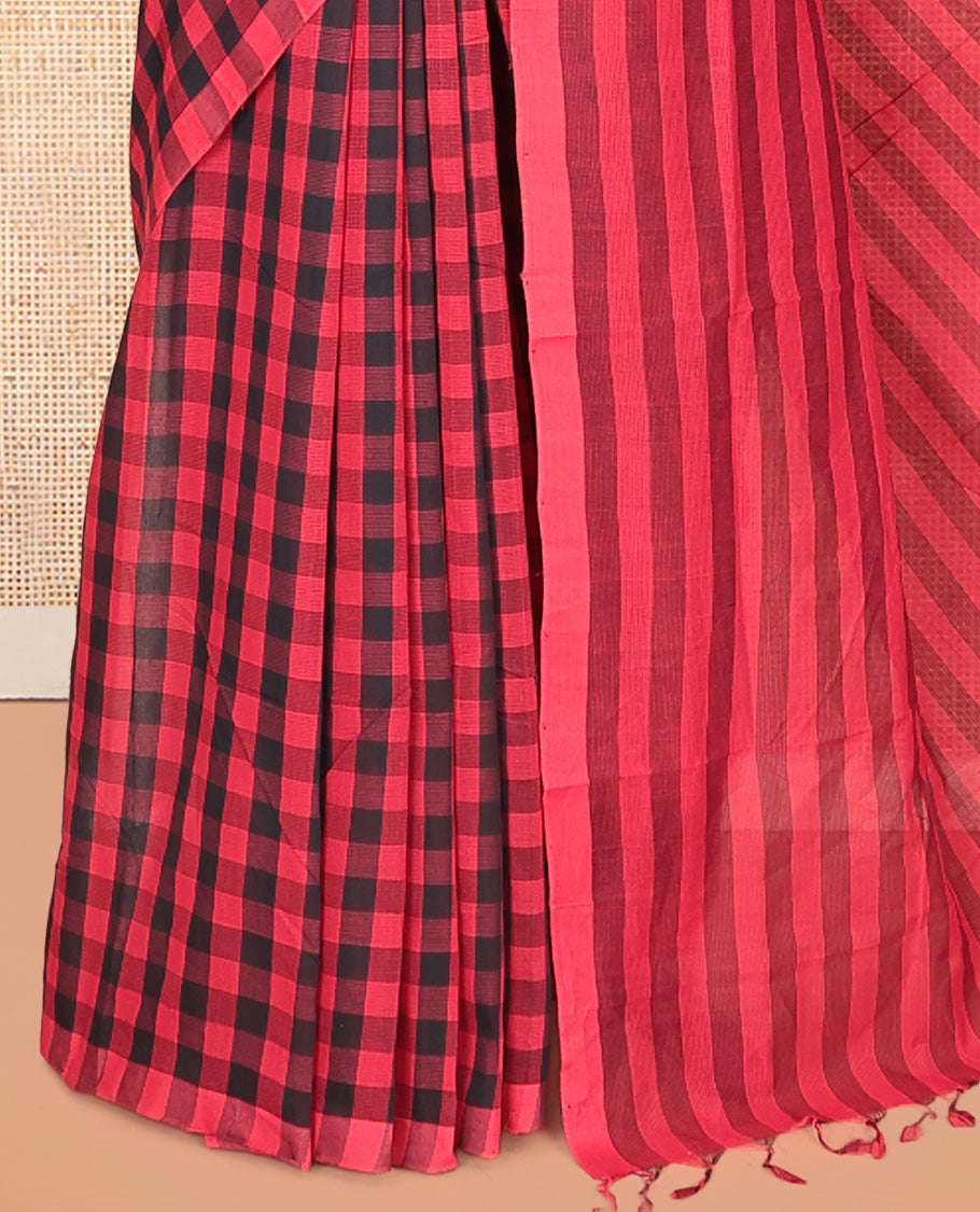 Borderless Red-Black Mangalagiri Cotton Saree