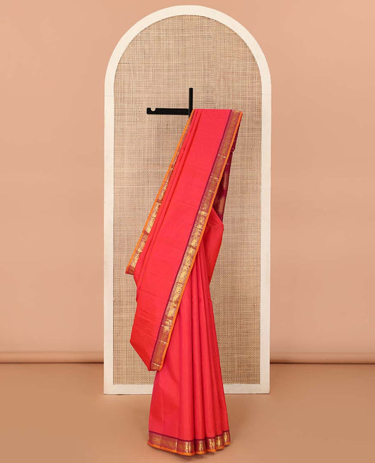 Red Plain Kanchipuram Silk Saree, Complemented by Contrast Border of Rekku, Neli, Muthu and Yaanai Designs, Zari Designs Woven Pallu, and Paired with a Contrast Blouse