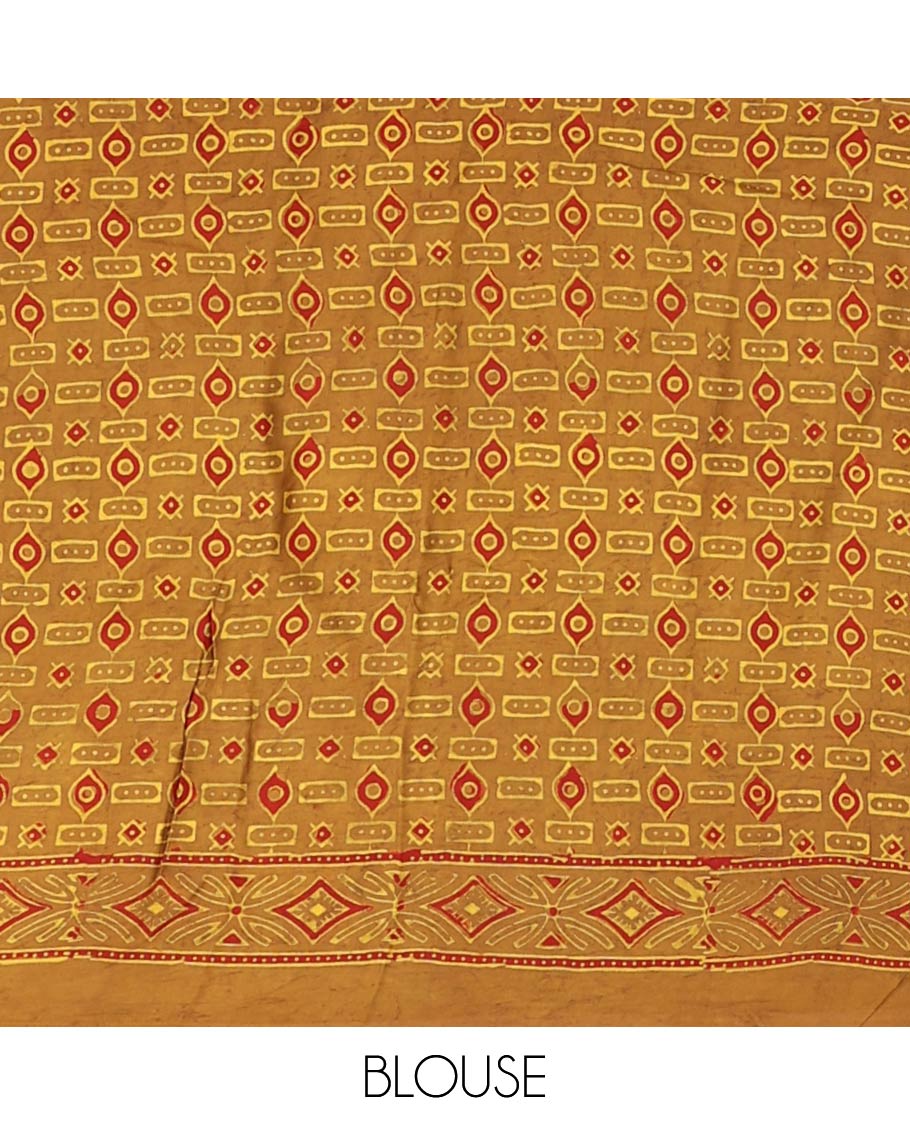 Borderless brown floral design modal saree