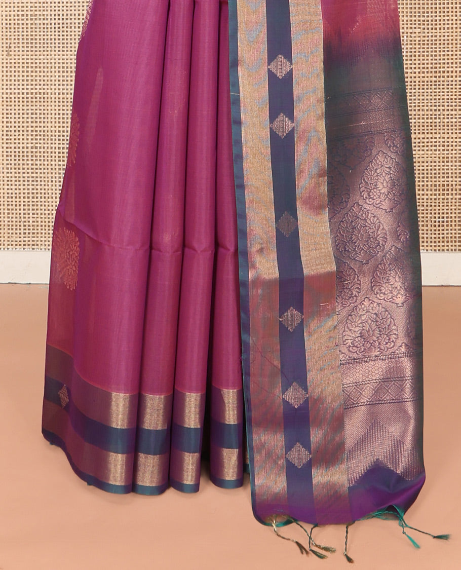 Wine Silk Cotton Saree, Adorned with Zari Buttas All Over Its Body, Complemented by Contrast Zari Border, Grandly Decked Up Pallu and Paired with a Contrast Blouse