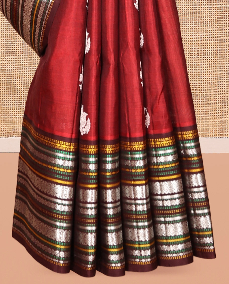 Red Zari Buttas Venkatagiri Silk Saree, a Contrast Traditional Border, Intricate Pallu, Contrast Blouse