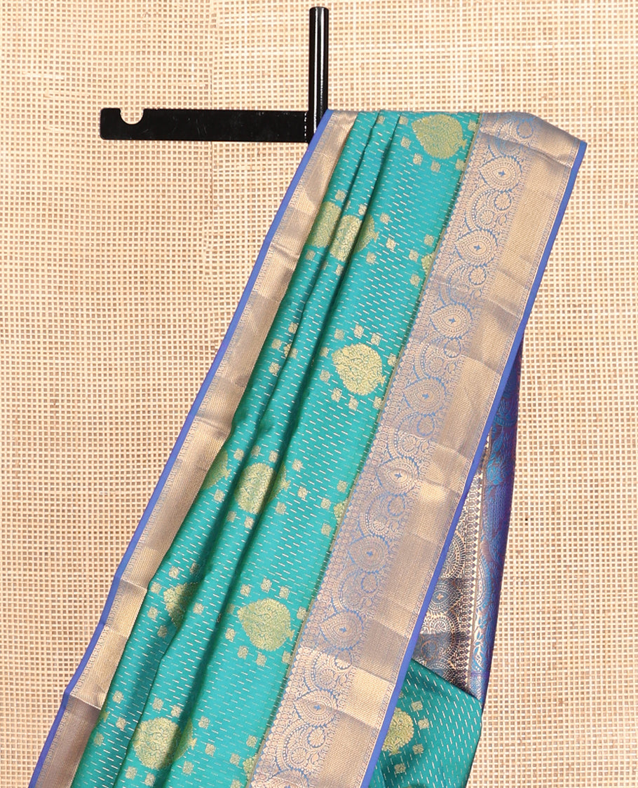 Green Vasundhara Lite Silk Mix Saree, Adorned with Zari Designs, a Contrast Traditional Zari Border, Intricate Pallu, and a Contrast Blouse