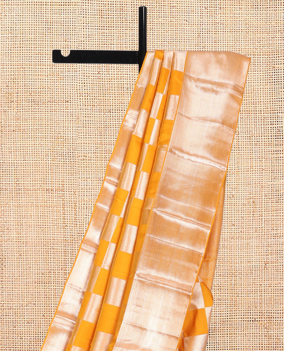 Yellow Checked Kanchipuram Wedding Silk Saree, Highlighted by a Zari Border, Intricately Designed Pallu, and Matching Blouse