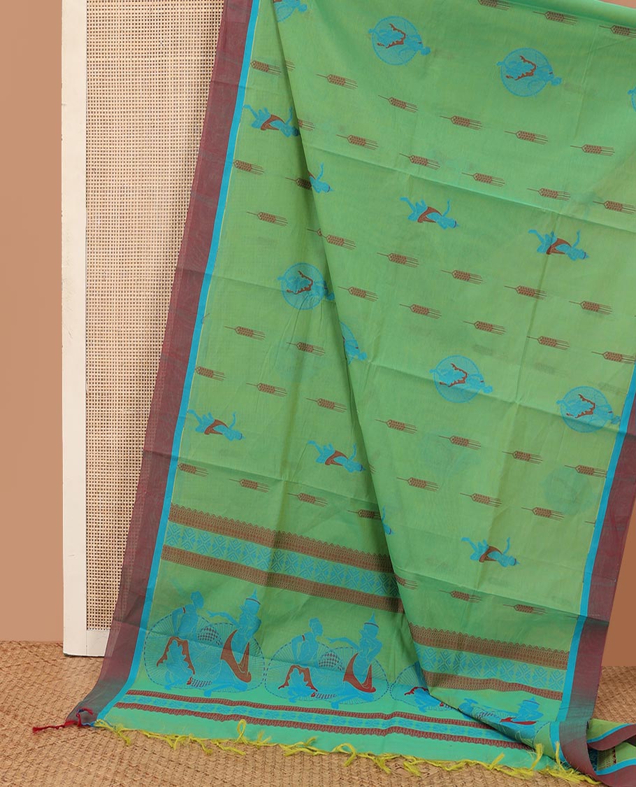 Green buttas Kanchi cotton saree, contrast plain border, and pallu of human figurines